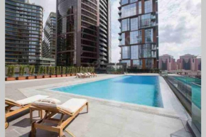 Havuz olanağına sahip , otel konforu sunan daire